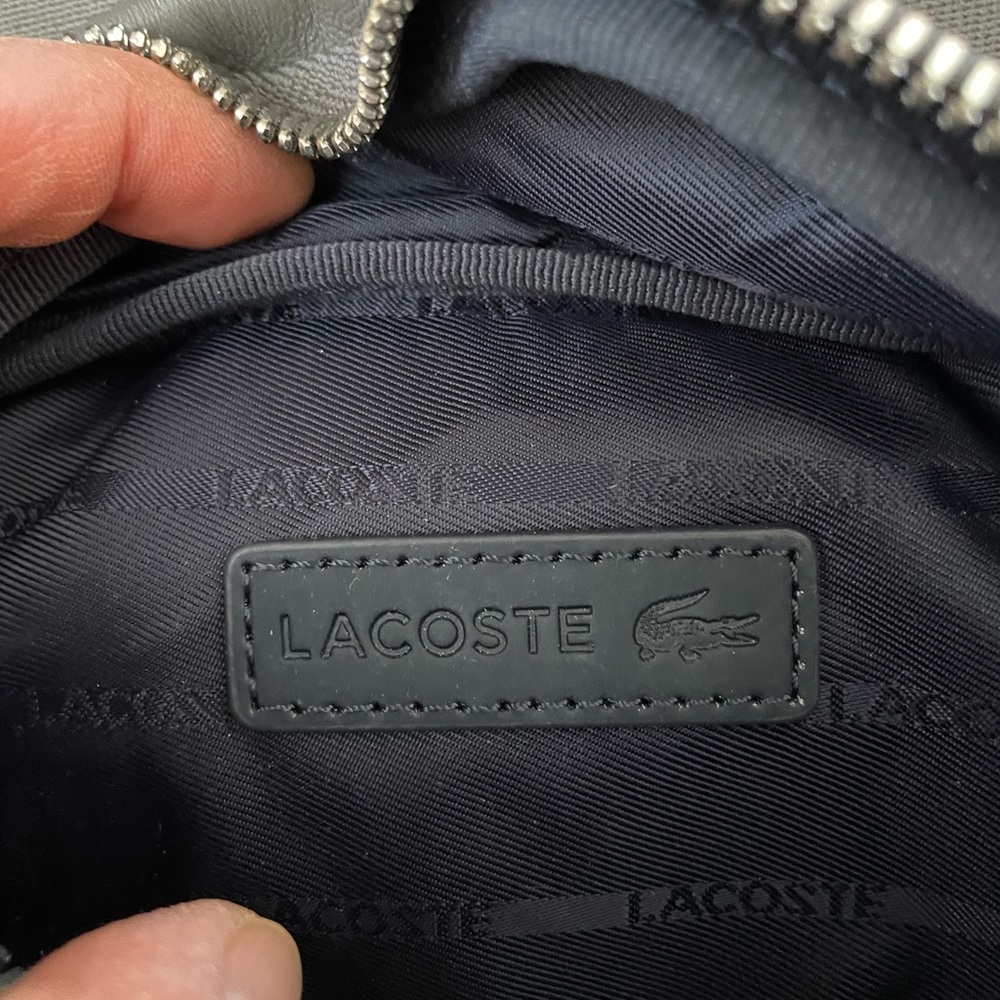 LACOSTE genuine leather fanny pack in grey. - Picture 3 of 3